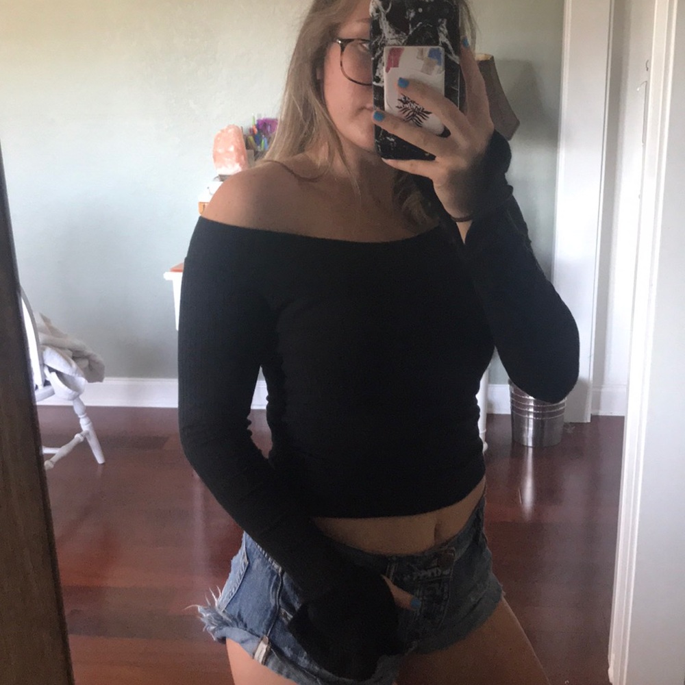 Off the Shoulder Black Long Sleeve Top